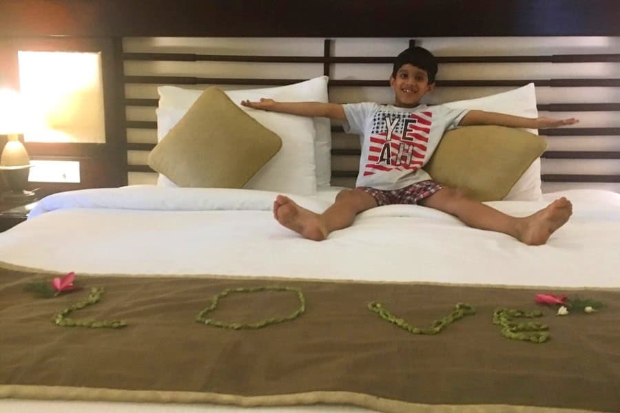 Greenwoods resort thekkady bedroom