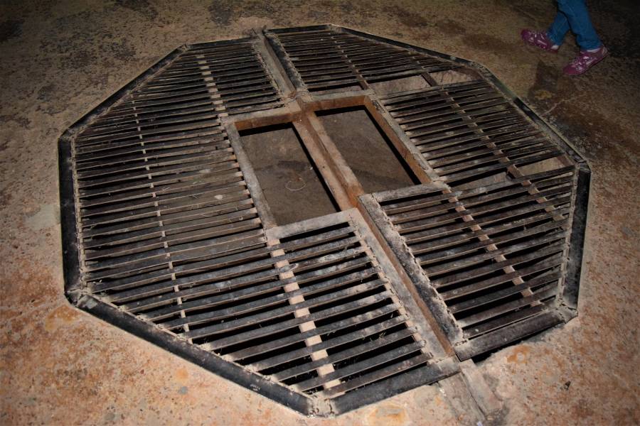 Kesar Kund at Man Mandir Palace in Gwalior Fort