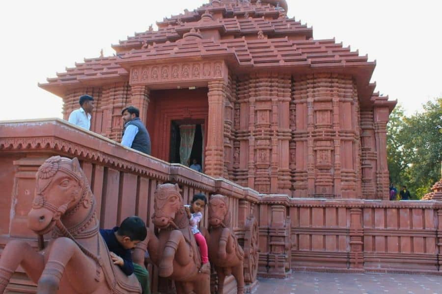 horses surya mandir gwalior