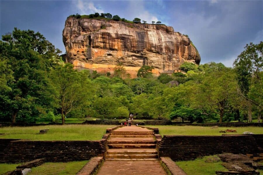 Sigiriya Lion Rock sri lanka itinerary