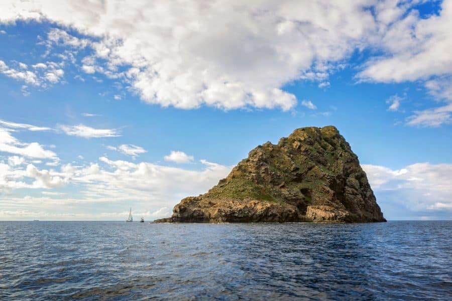 jabuka volcanic island croatia
