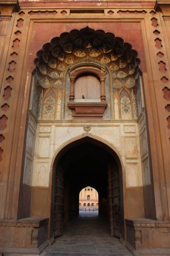 safdarjung tomb gateway