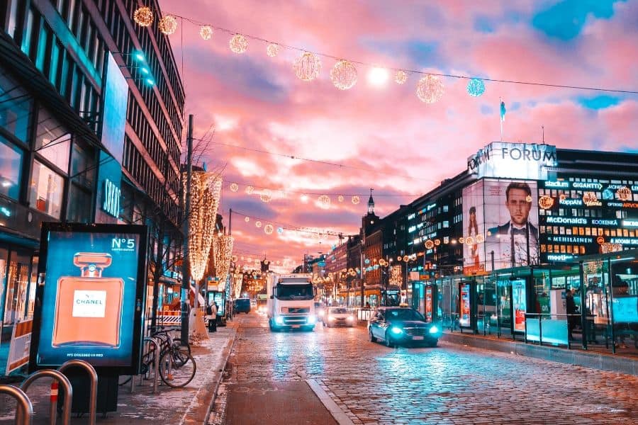 Mannerheimintie main street helsinki