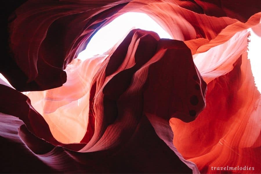 shape lion lower antelope canyon arizona usa