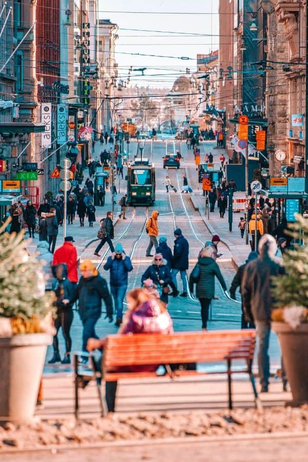 streets of helsinki Aleksanterinkatu