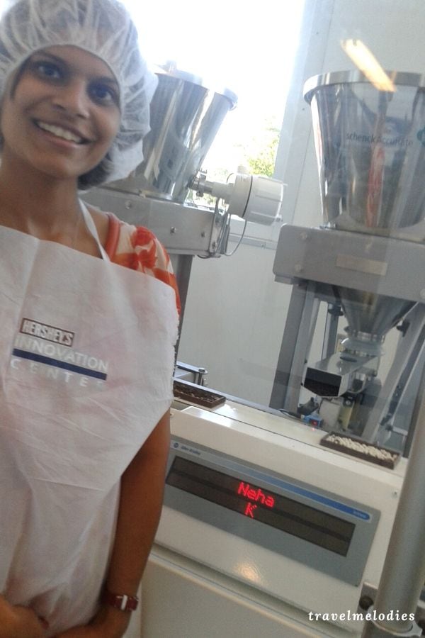 Hershey world chocolate bar making