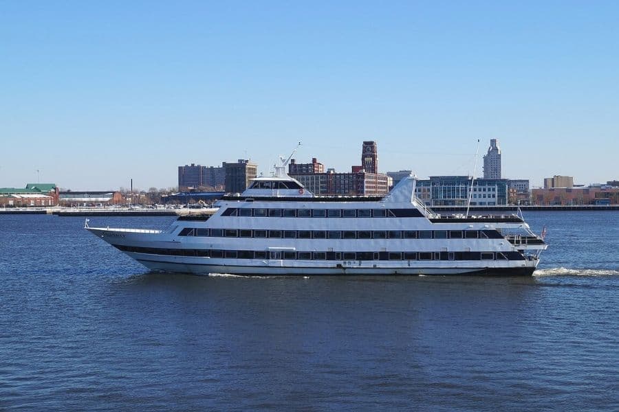 Philadelphia delaware river ferry