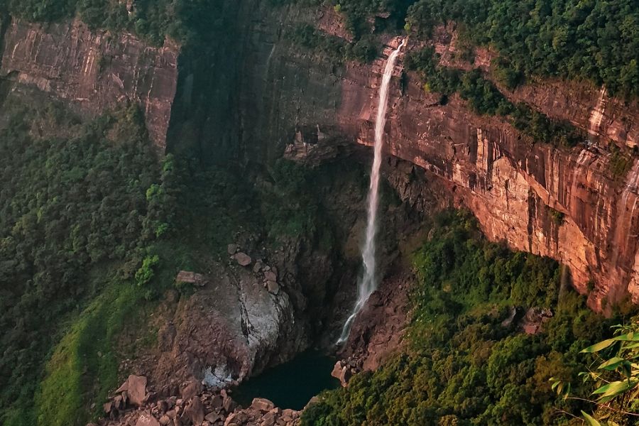 nohkalikai waterfall