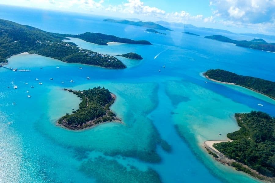 airlie beach scenic flight whitsunday islands national park best national parks in  australia