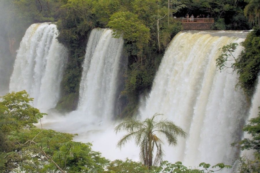 Iguazu falls argentina brazil best national parks in the world
