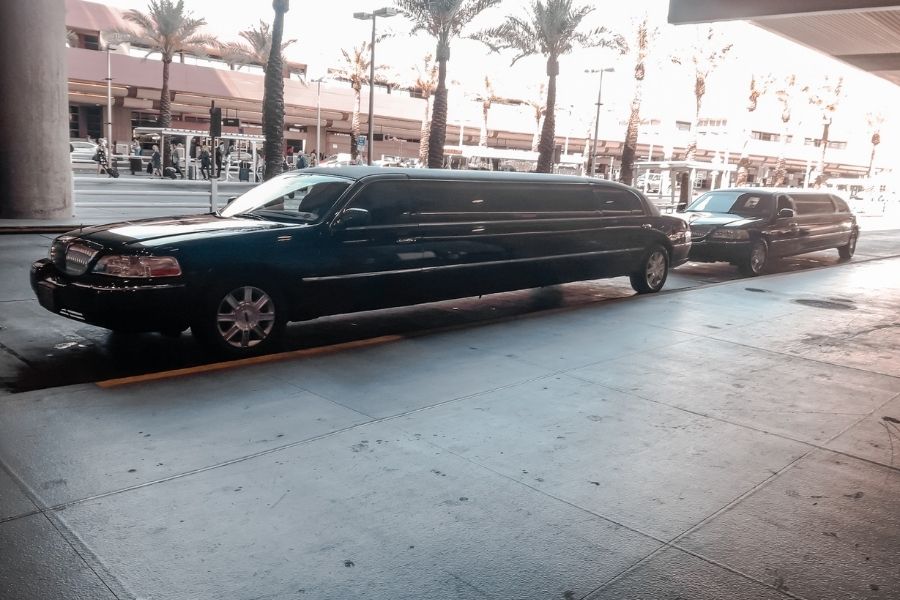 limousine las vegas airport transfers