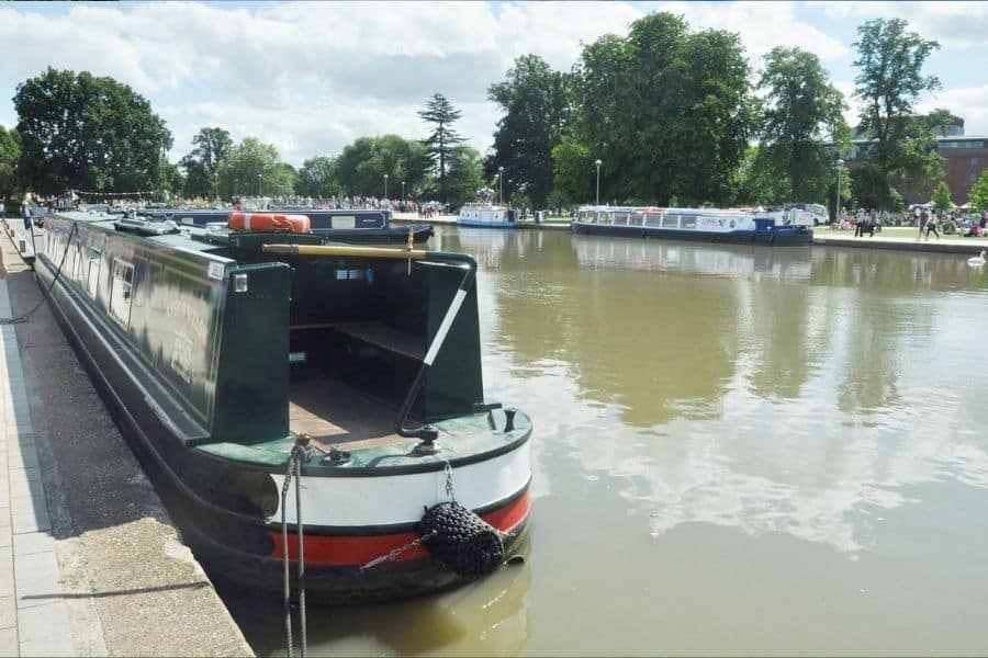 Day trips from London to Stratford upon Avon UK Travelmelodies