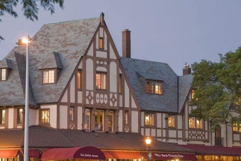 Best Places to Stay in Niagara Falls, USA