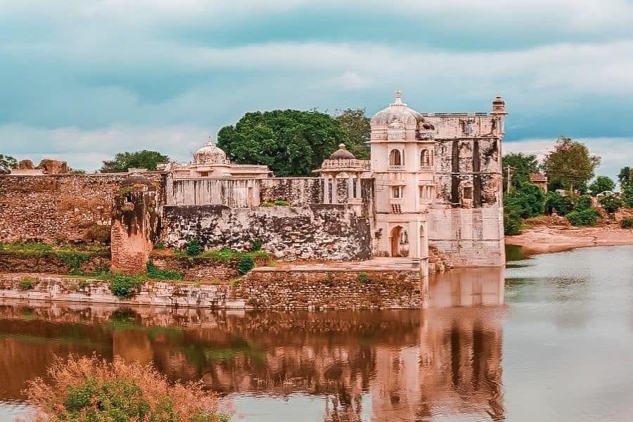 rani padmini palace chittorgarh fort udaipur rajasthan
