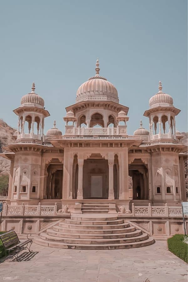 gatore ki chhatriyan