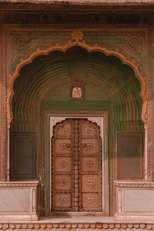leheriya gate city palace pritam niwas chowk