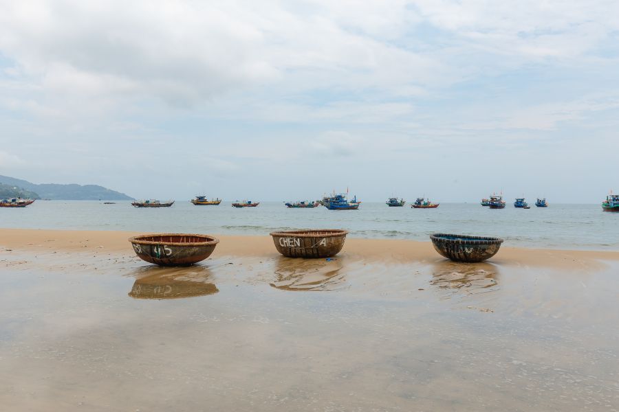 my khe beach da nang vietnam