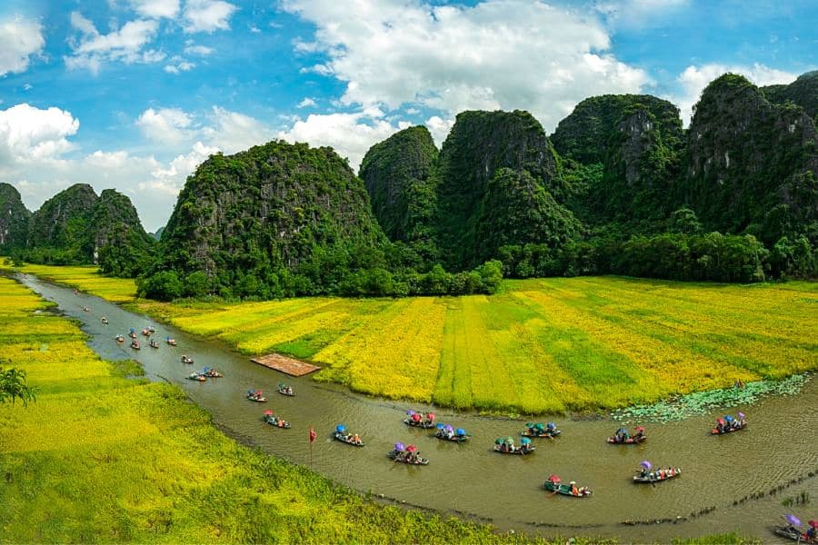 tam coc ninh binh vietnam