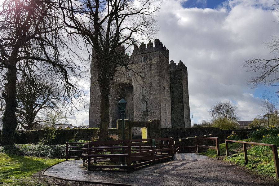 bunratty castle clare ireland with kids