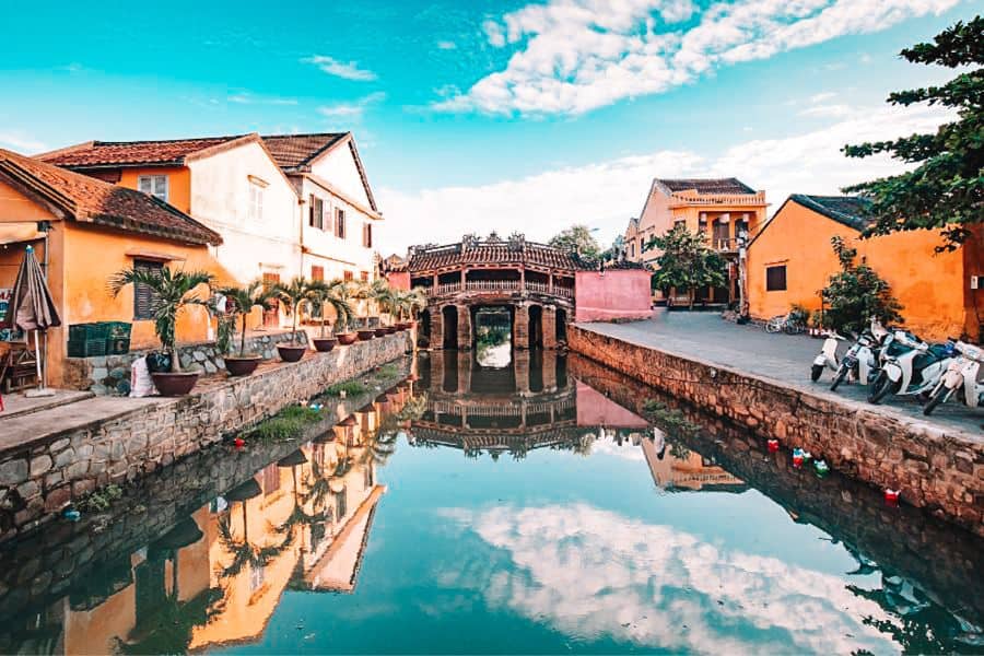 japanese bridge best things to do in hoi an vietnam