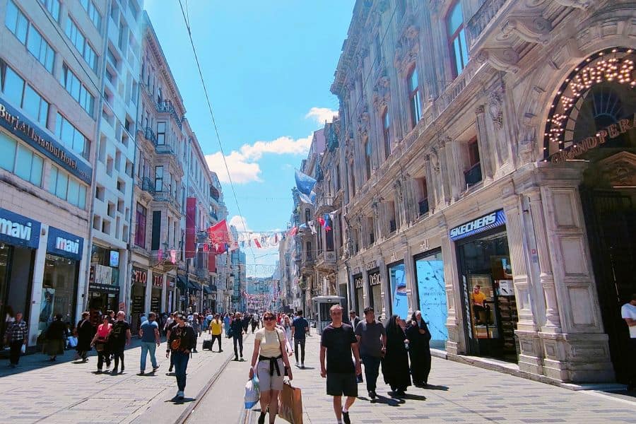 avenue istiklal street beyoglu