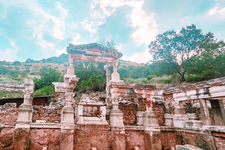 fountain of trajan ephesus