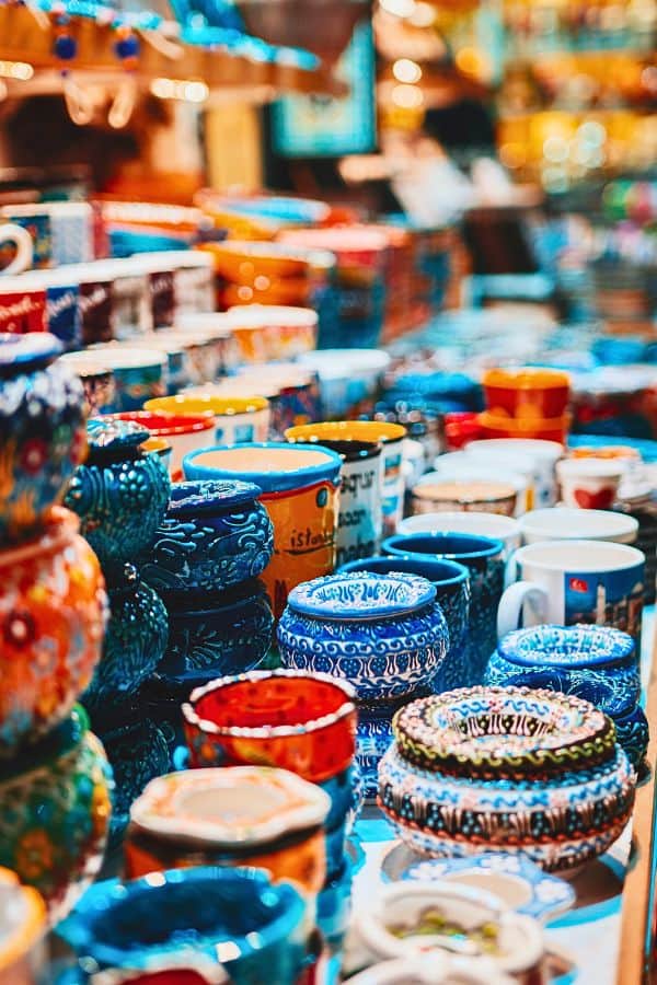 grand bazaar turkish pottery istanbul 1 day itinerary
