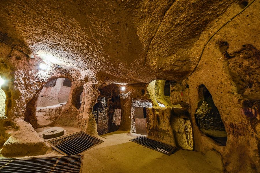 derinkuyu underground city in cappadocia