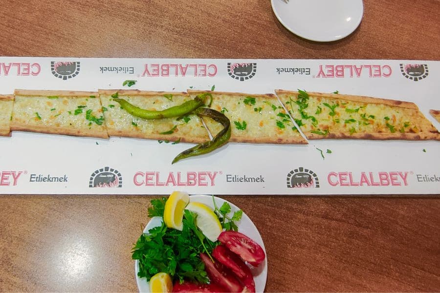 etli ekmek celalbey konya