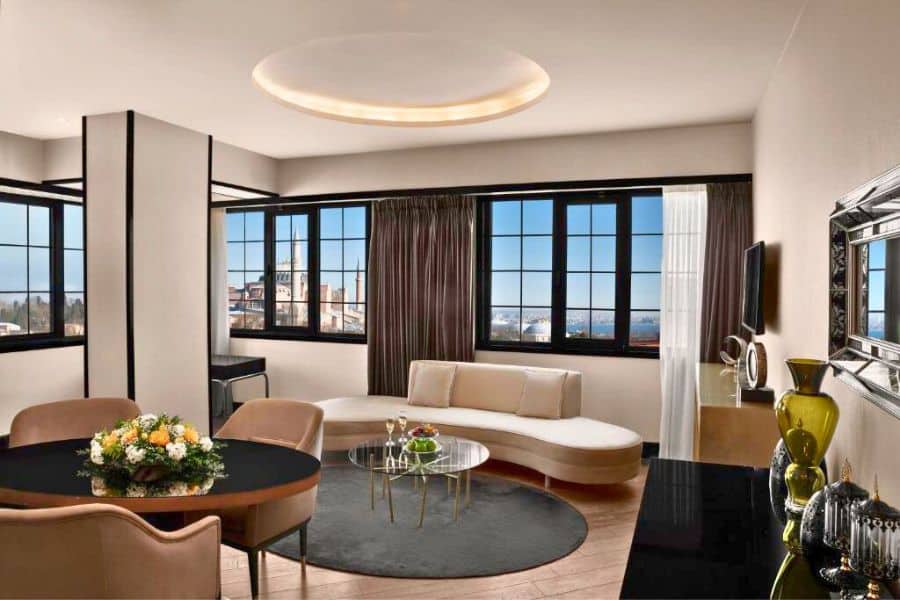king suite with panoramic view sura hagia sophia istanbul hotels with a view