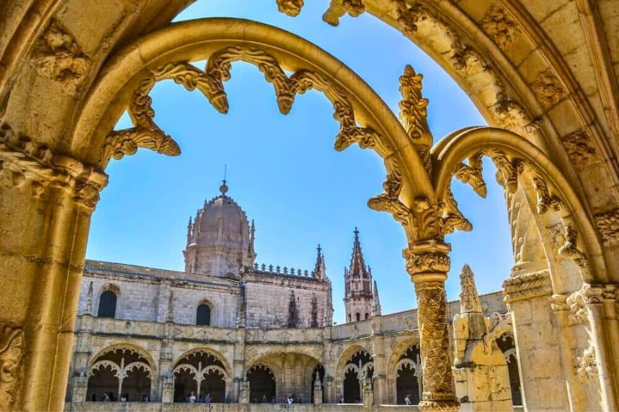 manueline arches jeronimos monastery portugal 