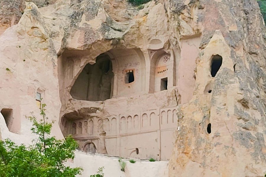 apple church elmali kilisesi goreme