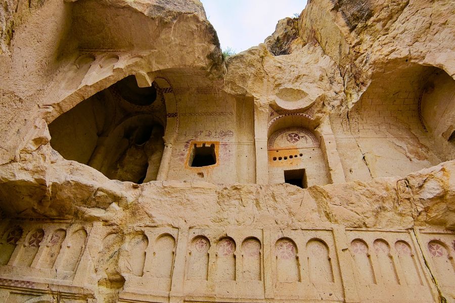 karanlik kilise dark church goreme archeological site cappadocia