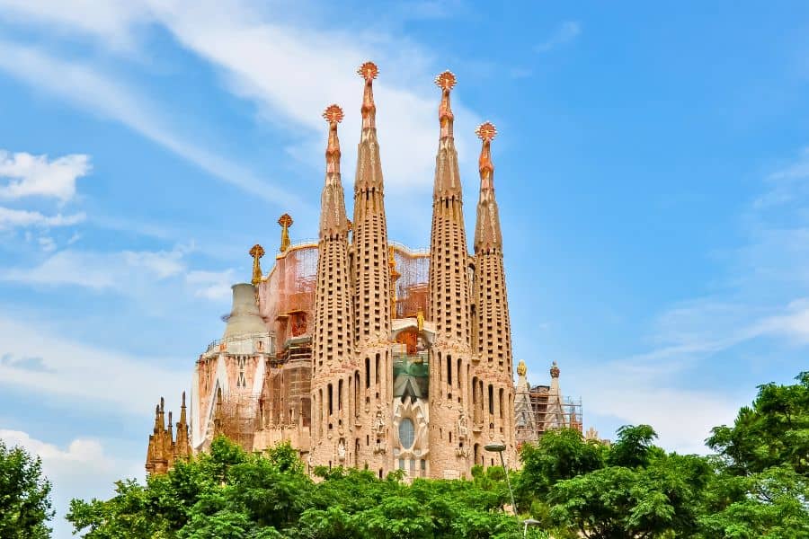 la sagrada familia barcelona spain