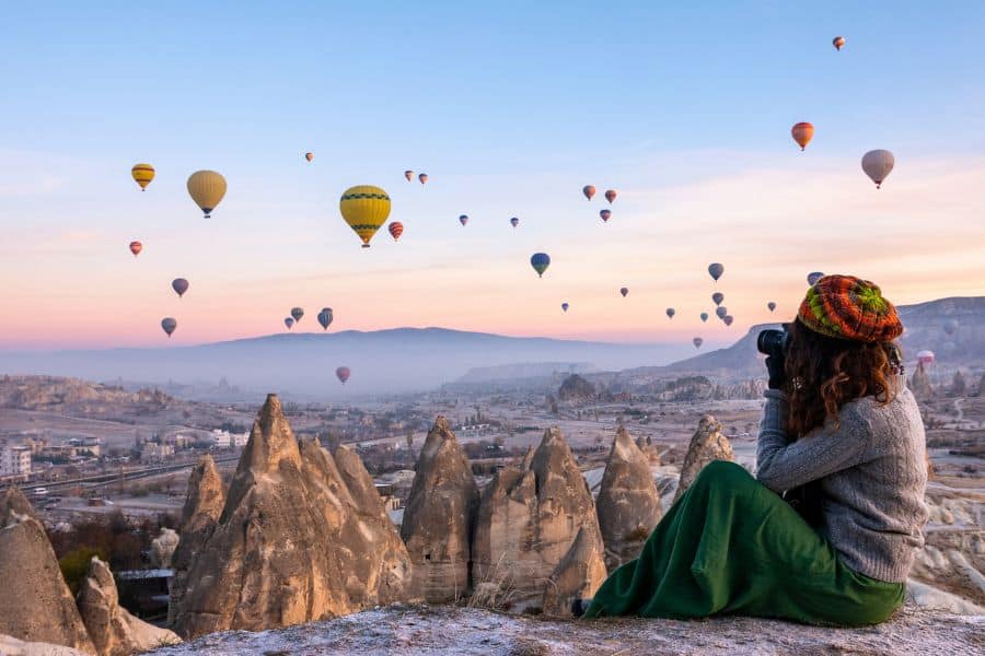 watch and photograph hot air balloons from the ground