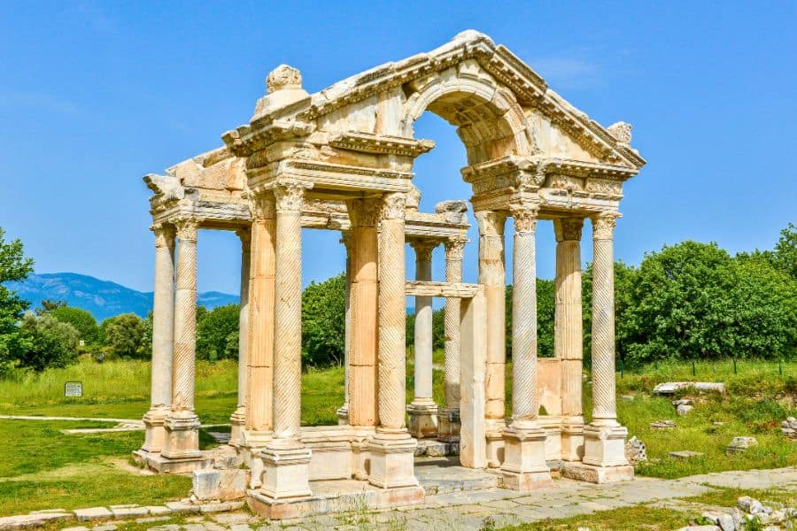 propylon monumental gateway ancient-temple of aphrodite a phrodisias