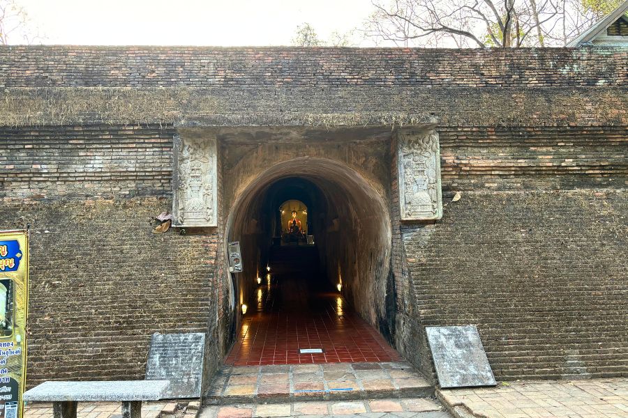 ancient tunnel at wat umong suan buddha dhamma in chiang mai
